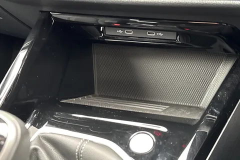 KR25TWA Volkswagen Golf 1.5 TSI 150 R-Line 5dr | Area View Camera | Adaptive Cruise Thumbnail #41