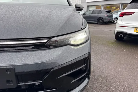  Volkswagen Golf 2.0 TSI R Black Edition DSG 4Motion Euro 6 (s/s) 5dr Thumbnail #25