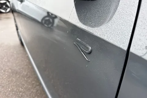  Volkswagen Golf 2.0 TSI R Black Edition DSG 4Motion Euro 6 (s/s) 5dr Thumbnail #28