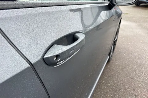  Volkswagen Golf 2.0 TSI R Black Edition DSG 4Motion Euro 6 (s/s) 5dr Thumbnail #29