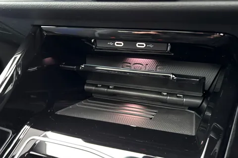  Volkswagen Golf 2.0 TSI R Black Edition DSG 4Motion Euro 6 (s/s) 5dr Thumbnail #41