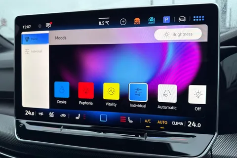  Volkswagen Golf 2.0 TSI R Black Edition DSG 4Motion Euro 6 (s/s) 5dr Thumbnail #54