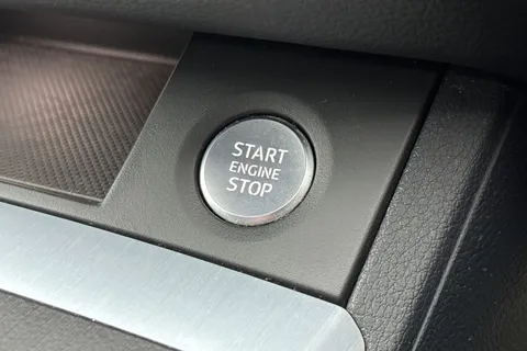 44 of 54 for Audi Q5 2.0 TFSI 45 S line S Tronic quattro Euro 6 (s/s) 5dr