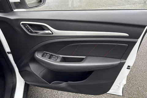 PN19BVG MG Mg Zs 1.5 VTi-TECH Limited Edition Euro 6 (s/s) 5dr Thumbnail #19