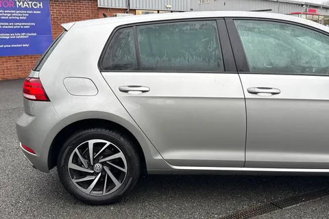MK69DSV Volkswagen Golf 1.5 TSI EVO Match Euro 6 (s/s) 5dr Thumbnail #30