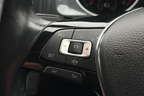 MK69DSV Volkswagen Golf 1.5 TSI EVO Match Euro 6 (s/s) 5dr Thumbnail #38