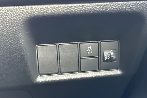 RX75ULN Honda Jazz 1.5 i-MMD Hybrid Advance 5dr eCVT Thumbnail #35