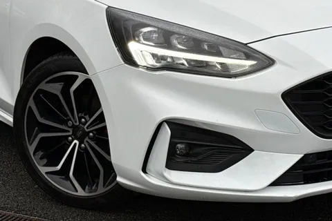 25 of 55 for Ford Focus 1.0T EcoBoost MHEV ST-Line X Edition Euro 6 (s/s) 5dr