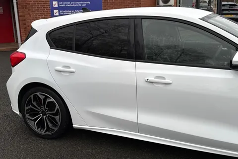 31 of 55 for Ford Focus 1.0T EcoBoost MHEV ST-Line X Edition Euro 6 (s/s) 5dr
