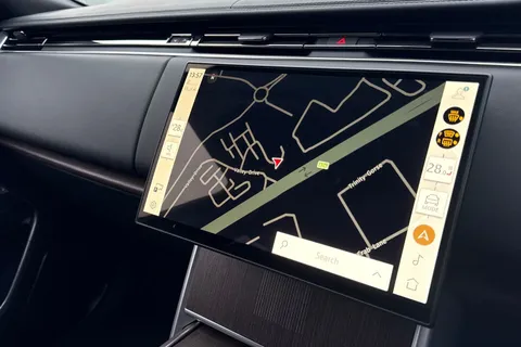 12 of 51 for Land Rover Range Rover 3.0 P460e Autobiography 5dr