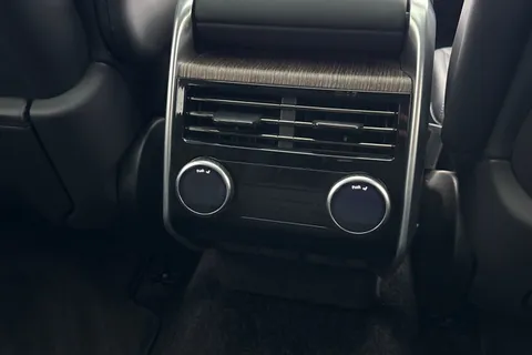 19 of 51 for Land Rover Range Rover 3.0 P460e Autobiography 5dr