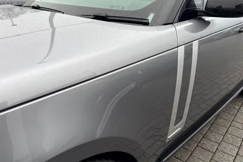 21 of 51 for Land Rover Range Rover 3.0 P460e Autobiography 5dr