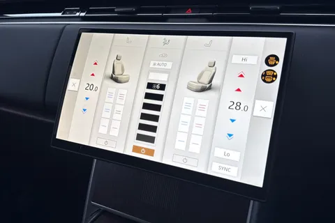 23 of 51 for Land Rover Range Rover 3.0 P460e Autobiography 5dr