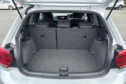 7 of 67 for Volkswagen Polo 1.0 TSI R-Line Euro 6 (s/s) 5dr