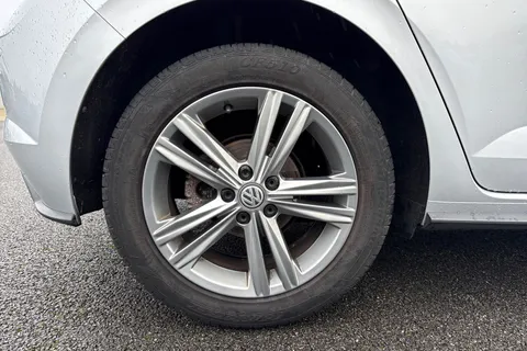 11 of 67 for Volkswagen Polo 1.0 TSI R-Line Euro 6 (s/s) 5dr