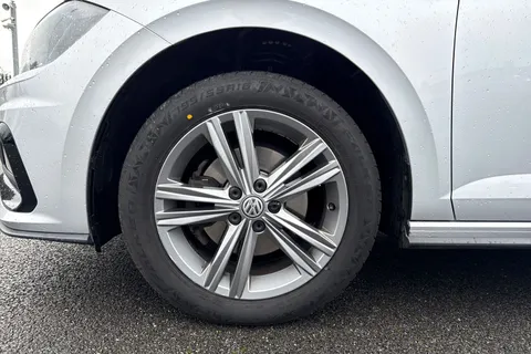 12 of 67 for Volkswagen Polo 1.0 TSI R-Line Euro 6 (s/s) 5dr