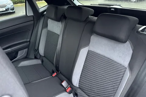 19 of 67 for Volkswagen Polo 1.0 TSI R-Line Euro 6 (s/s) 5dr