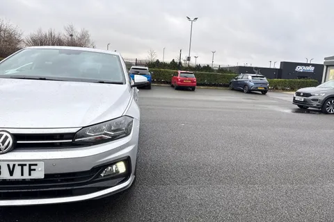 26 of 67 for Volkswagen Polo 1.0 TSI R-Line Euro 6 (s/s) 5dr