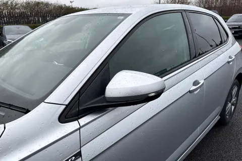 29 of 67 for Volkswagen Polo 1.0 TSI R-Line Euro 6 (s/s) 5dr