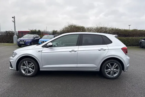 30 of 67 for Volkswagen Polo 1.0 TSI R-Line Euro 6 (s/s) 5dr