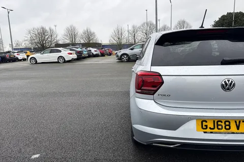 31 of 67 for Volkswagen Polo 1.0 TSI R-Line Euro 6 (s/s) 5dr