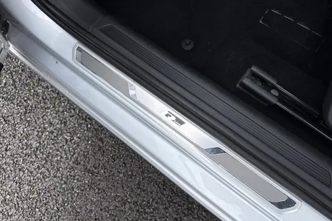 36 of 67 for Volkswagen Polo 1.0 TSI R-Line Euro 6 (s/s) 5dr