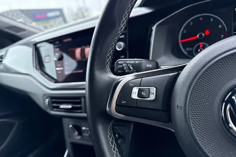 37 of 67 for Volkswagen Polo 1.0 TSI R-Line Euro 6 (s/s) 5dr