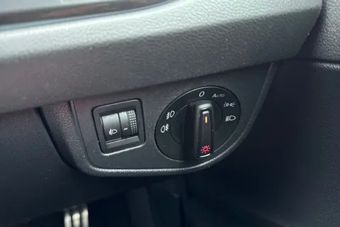 42 of 67 for Volkswagen Polo 1.0 TSI R-Line Euro 6 (s/s) 5dr