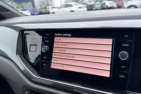 52 of 67 for Volkswagen Polo 1.0 TSI R-Line Euro 6 (s/s) 5dr