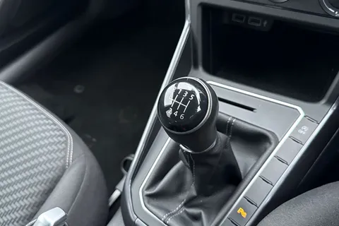 55 of 67 for Volkswagen Polo 1.0 TSI R-Line Euro 6 (s/s) 5dr