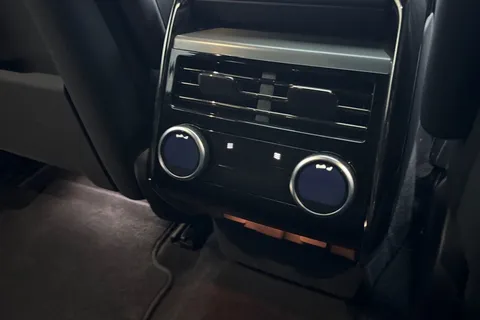 19 of 51 for Land Rover Range Rover Sport 3.0 D300 Dynamic SE 5dr