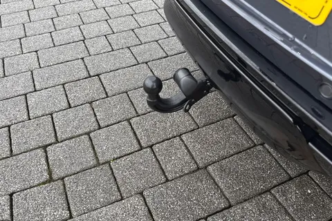 31 of 51 for Land Rover Range Rover Sport 3.0 D300 Dynamic SE 5dr