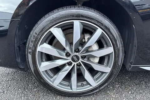FT21ZWL Audi A4 2.0 TFSI 40 Sport Edition S Tronic Euro 6 (s/s) 4dr Thumbnail #13