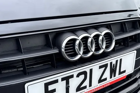 FT21ZWL Audi A4 2.0 TFSI 40 Sport Edition S Tronic Euro 6 (s/s) 4dr Thumbnail #27