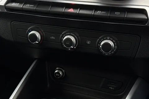 MT73GZU Audi Q2 S line 35 TFSI 150 PS 6-speed Thumbnail #22