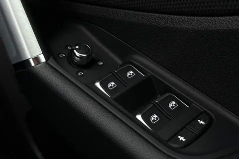 MT73GZU Audi Q2 S line 35 TFSI 150 PS 6-speed Thumbnail #40