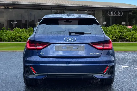 Audi A1 1.0 TFSI 30 S line Sportback S Tronic Euro 6 (s/s) 5dr Thumbnail #5