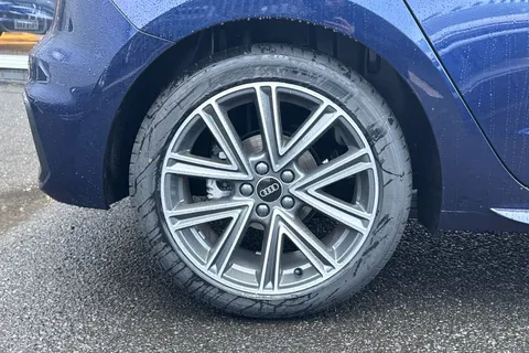 Audi A1 1.0 TFSI 30 S line Sportback S Tronic Euro 6 (s/s) 5dr Thumbnail #12