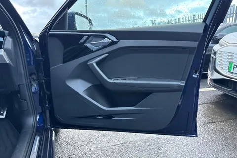 Audi A1 1.0 TFSI 30 S line Sportback S Tronic Euro 6 (s/s) 5dr Thumbnail #46