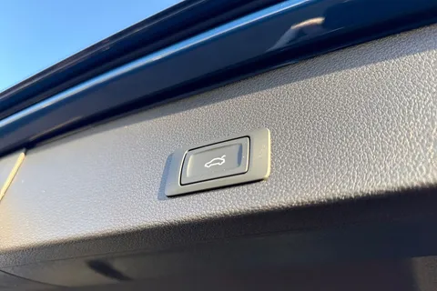  Audi Q2 1.0 TFSI 30 Black Edition Euro 6 (s/s) 5dr Thumbnail #36