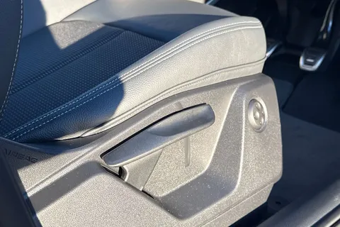  Audi Q2 1.0 TFSI 30 Black Edition Euro 6 (s/s) 5dr Thumbnail #45