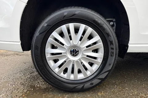 PJ75LFA Volkswagen Caddy 2.0 TDI 102PS Commerce Plus Van [Tech Pack] Thumbnail #11