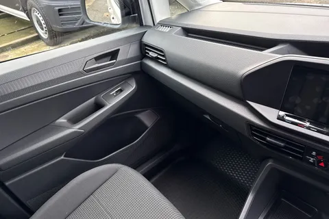 PJ75LFA Volkswagen Caddy 2.0 TDI 102PS Commerce Plus Van [Tech Pack] Thumbnail #19