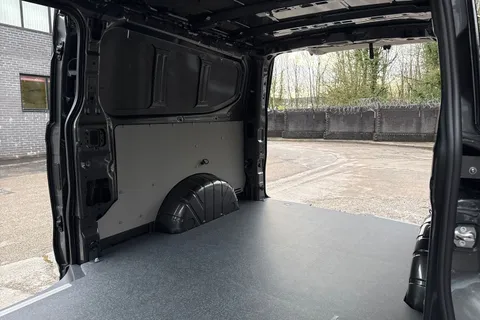 PF75BBU Volkswagen Transporter 2.0 TDI 150 Commerce Pro Van 4MOTION Auto Thumbnail #30