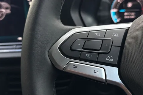 PJ75LFA Volkswagen Caddy 2.0 TDI 102PS Commerce Plus Van [Tech Pack] Thumbnail #31