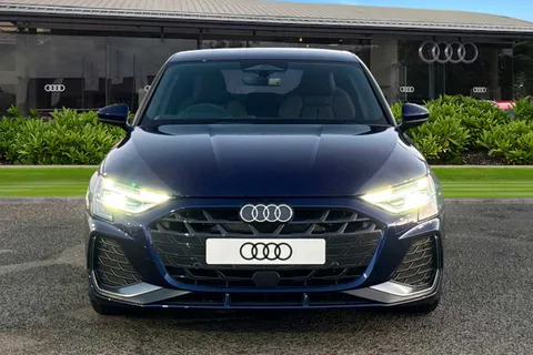  Audi A3 1.5 TFSI S line S Tronic Euro 6 (s/s) 4dr Thumbnail #6