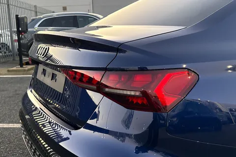  Audi A3 1.5 TFSI S line S Tronic Euro 6 (s/s) 4dr Thumbnail #8