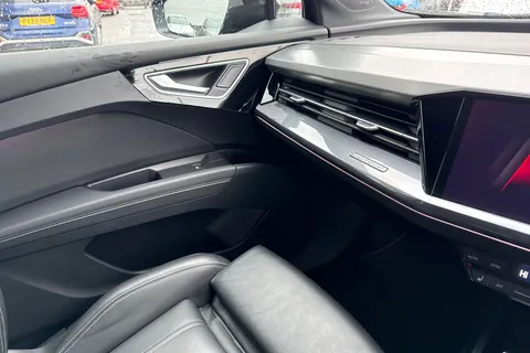 20 of 66 for Audi Q4 e-tron Q4 Sportback Black Edition 40 e-tron 150,00 kW