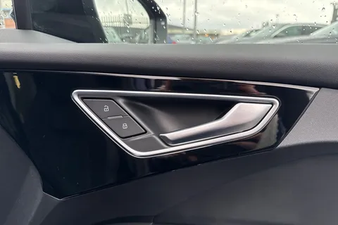 21 of 66 for Audi Q4 e-tron Q4 Sportback Black Edition 40 e-tron 150,00 kW