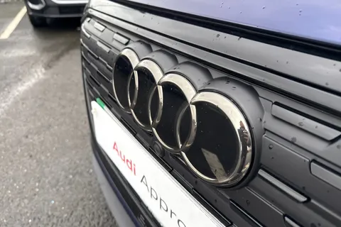 25 of 66 for Audi Q4 e-tron Q4 Sportback Black Edition 40 e-tron 150,00 kW